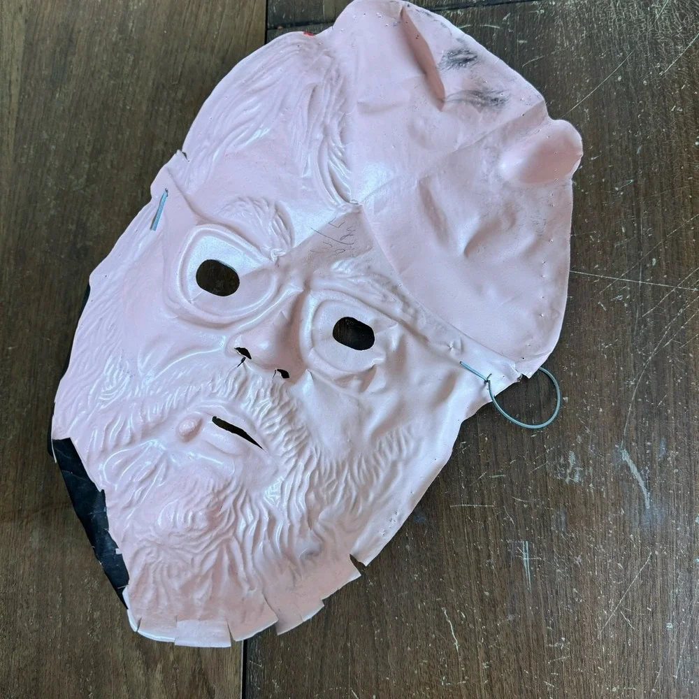 VINTAGE Ben Cooper Plastic Full Face Mask smoking Man with beard &‎ hat